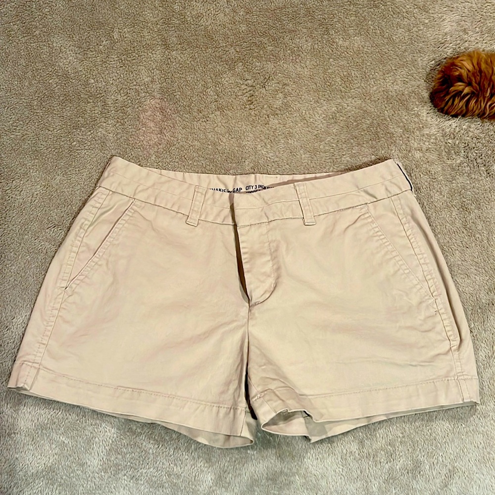 GAP chino shorts